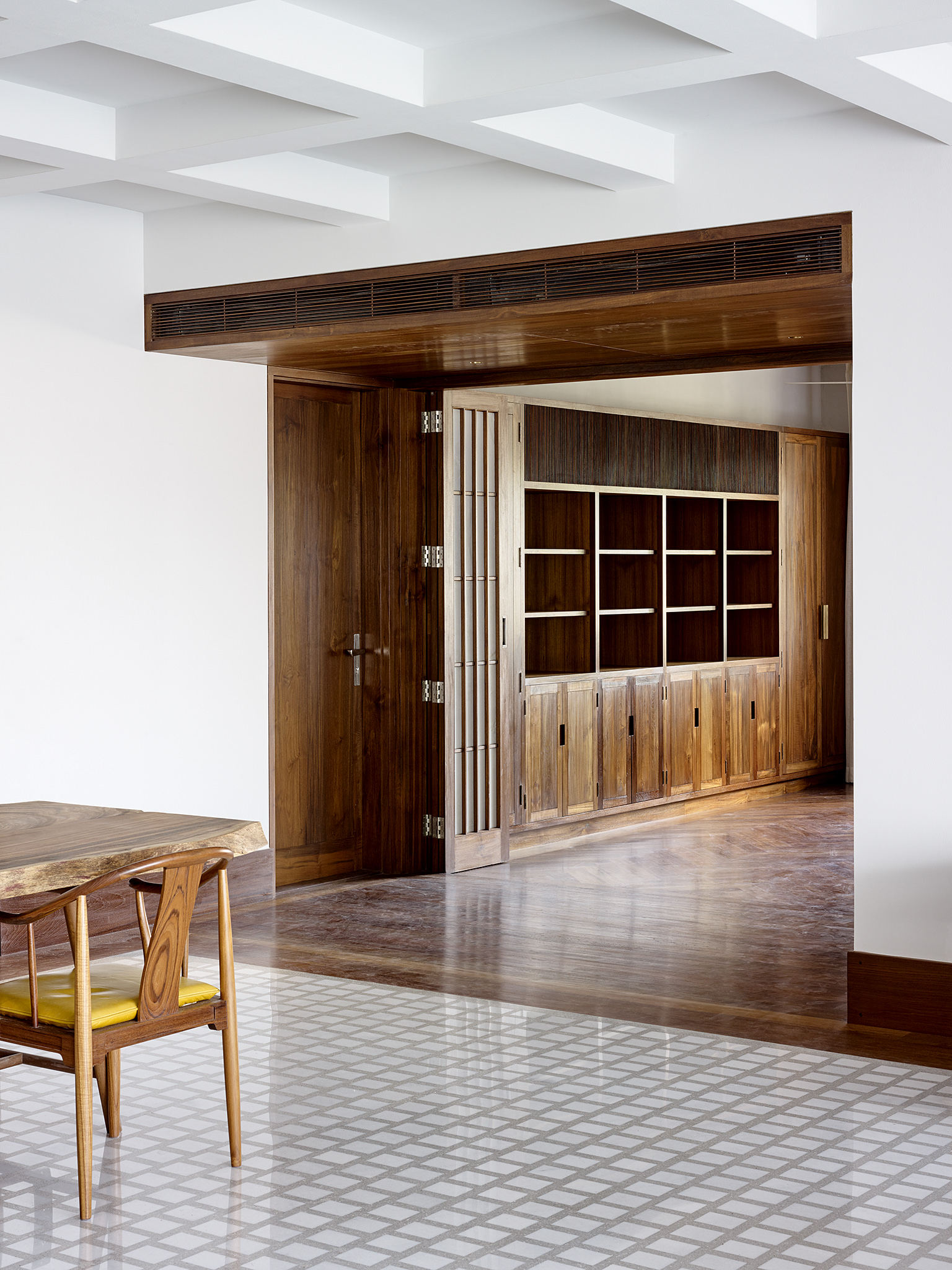 E17618 Alpa 064143 SCREEN